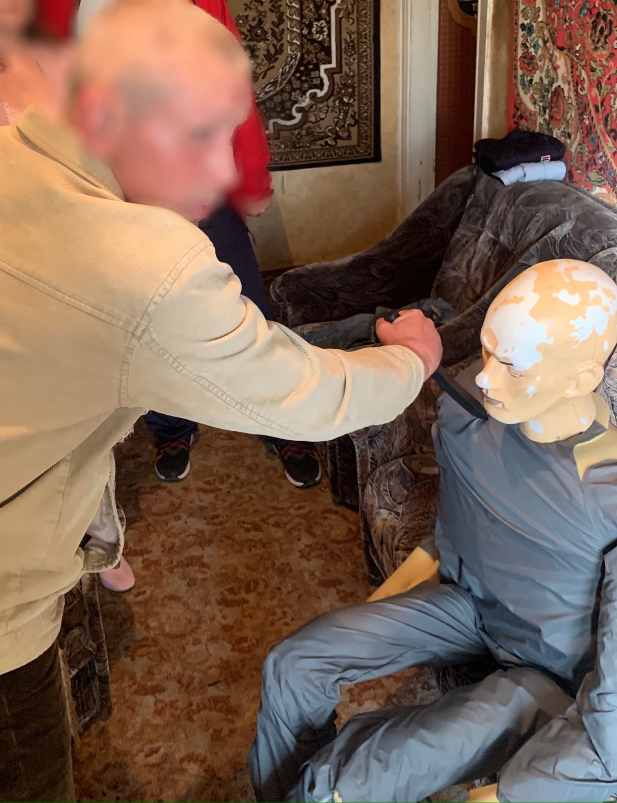 В Невинномысске мужчина убил собутыльника из-за разных взглядов на жизнь В Невинномысске мужчина убил собутыльника из-за разных взглядов на жизнь