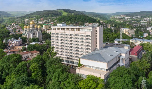 Льготные кредиты на выплату зарплат получили санатории Кавминвод