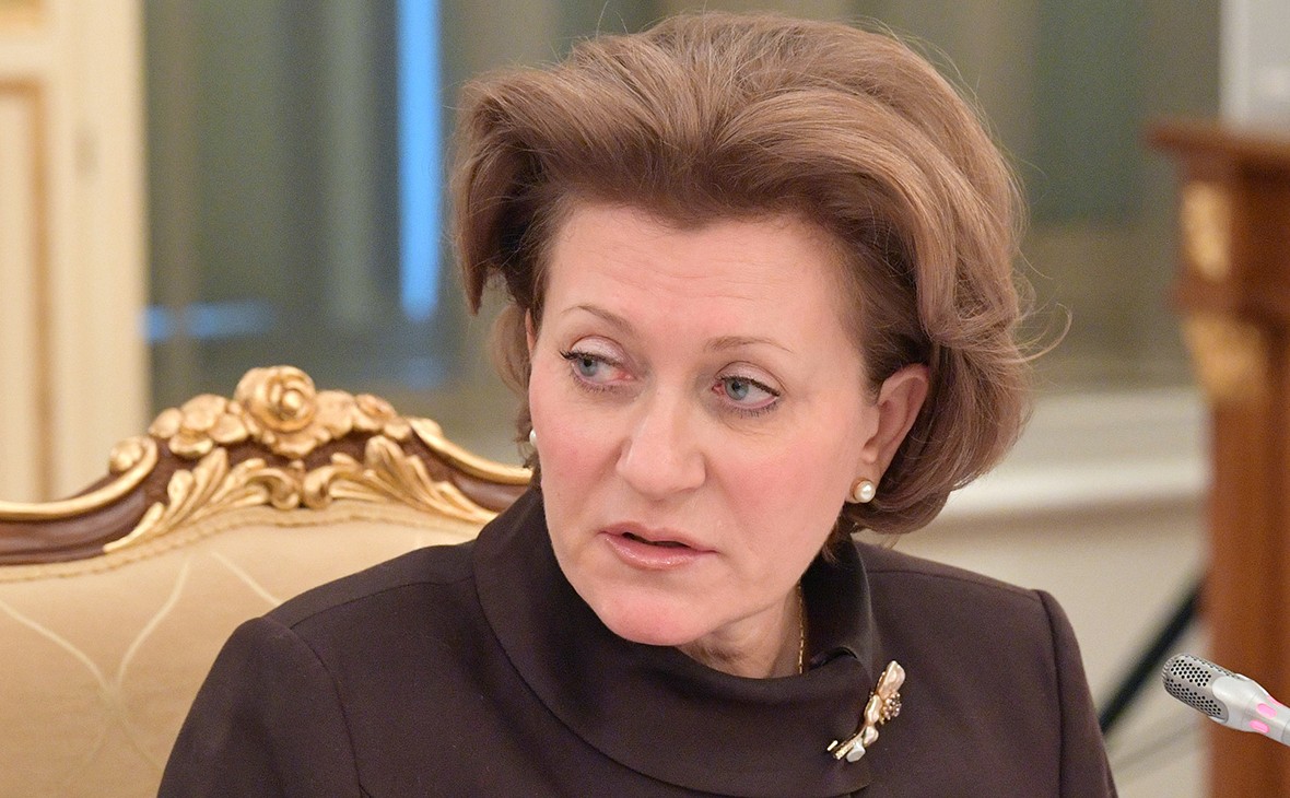 Глава Роспотребнадзора предложила снимать ограничения в три этапа Глава Роспотребнадзора предложила снимать ограничения в три этапа