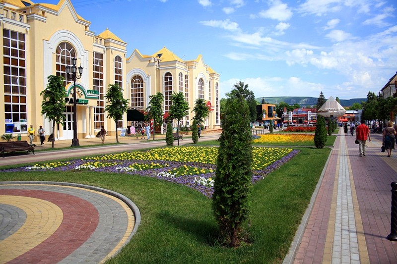 В июне курорты Кавминвод могут посетить около 12 тысяч туристов В июне курорты Кавминвод могут посетить около 12 тысяч туристов