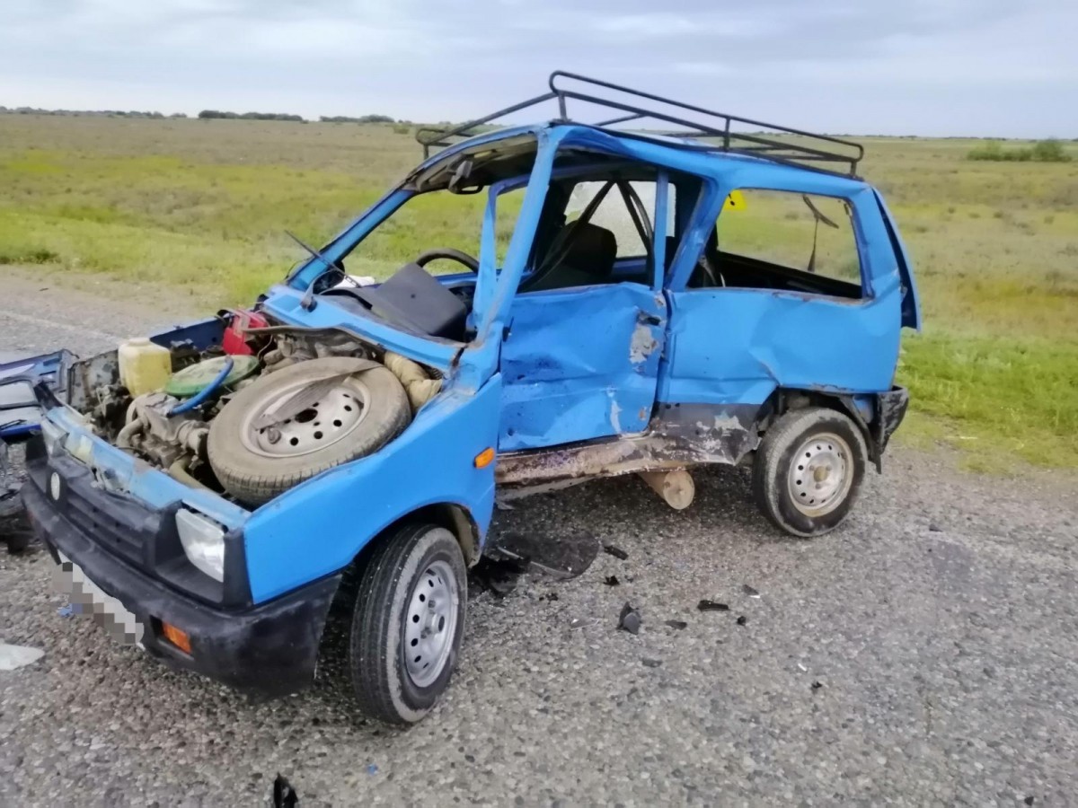 В Нефтекумском районе в ДТП погибла молодая девушка В Нефтекумском районе в ДТП погибла молодая девушка