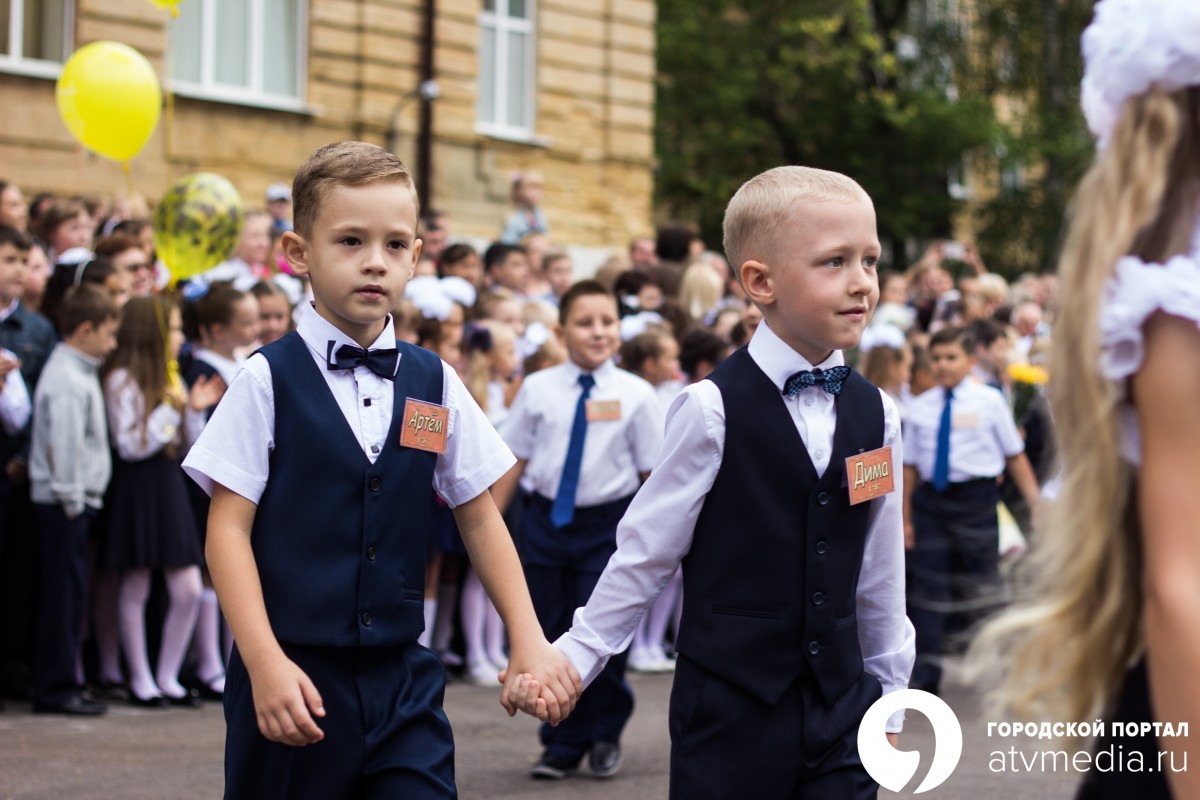 Минпромторг утвердит стандарт одежды для школьников в ноябре