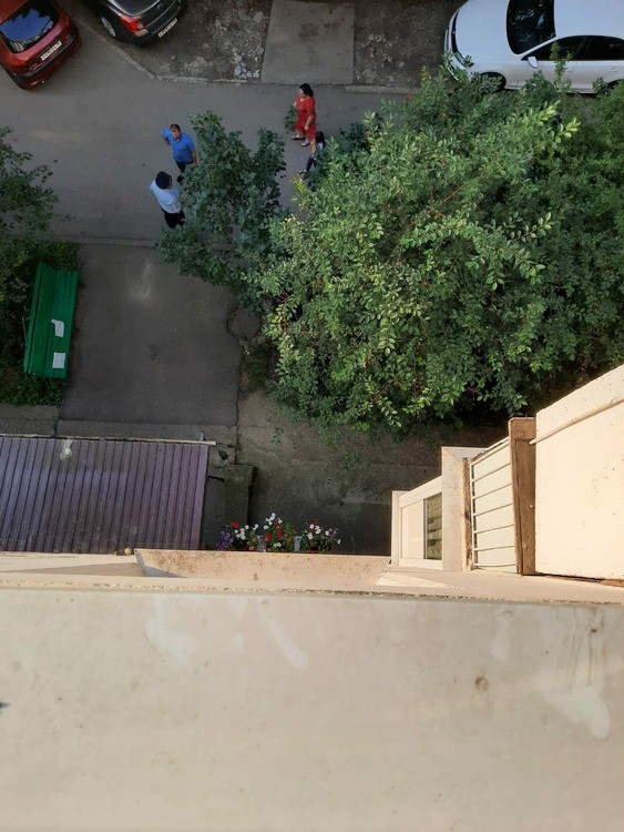 В Пятигорске 4-летний мальчик выпал из окна В Пятигорске 4-летний мальчик выпал из окна