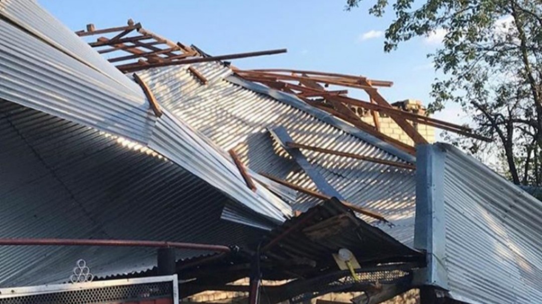 На Ставрополье в Кочубеевском районе ликвидируют последствия урагана