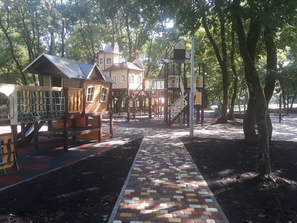 Площадка для отдыха появилась в районе Осетинки в Ставрополе Площадка для отдыха появилась в районе Осетинки в Ставрополе