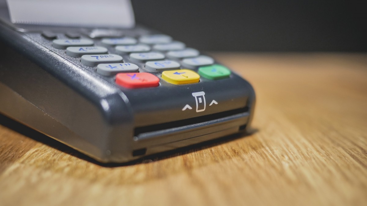 Сдача в российских магазинах может стать безналичной Сдача в российских магазинах может стать безналичной