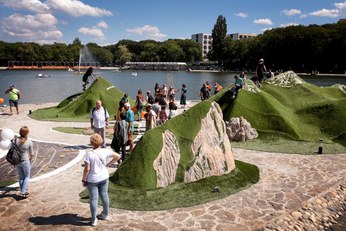 В Железноводске разрушили «Остров Гулливеров» в день открытия объекта В Железноводске разрушили «Остров Гулливеров» в день открытия объекта