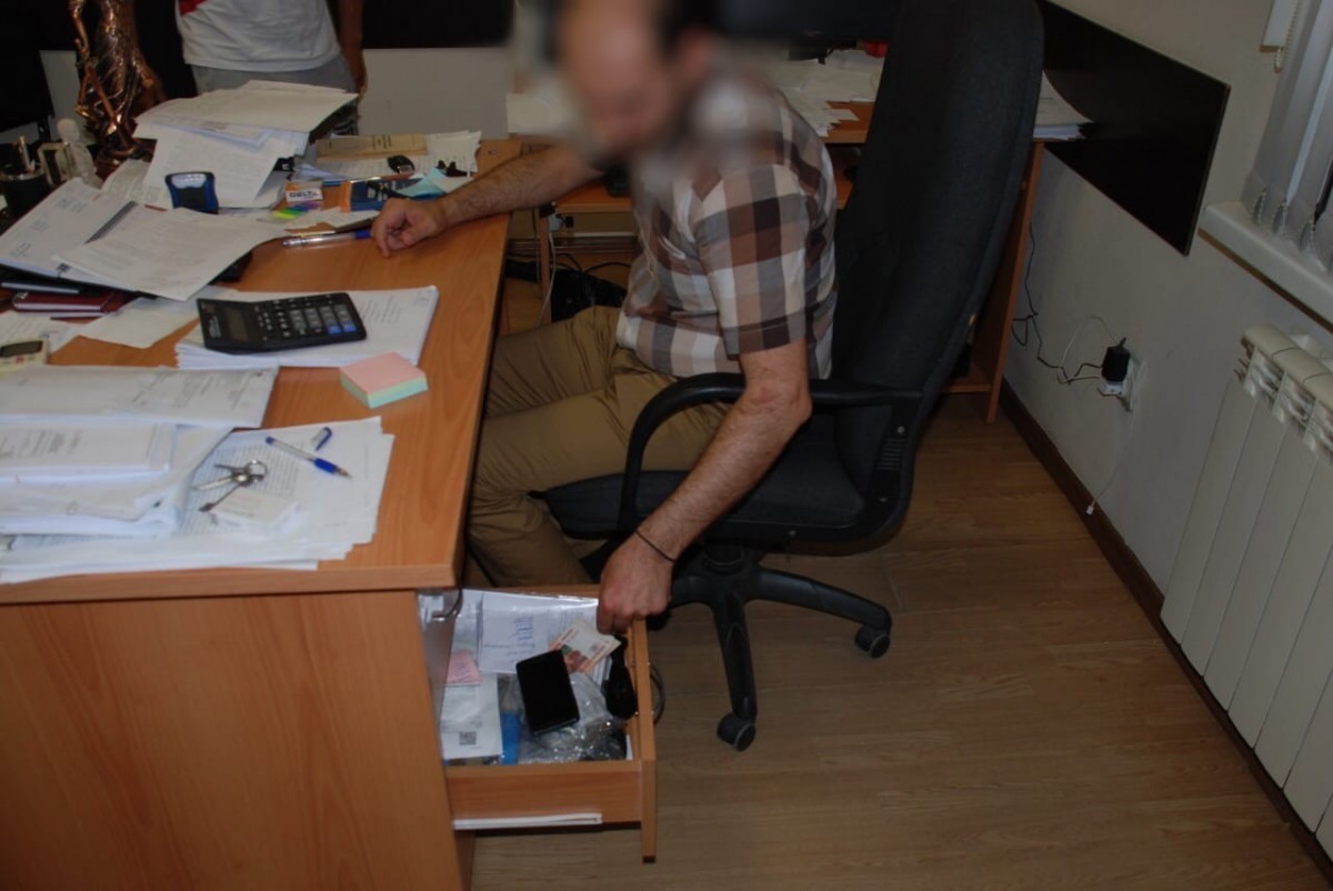 Условный срок за взятку получил экс-судья на Ставрополье Условный срок за взятку получил экс-судья на Ставрополье