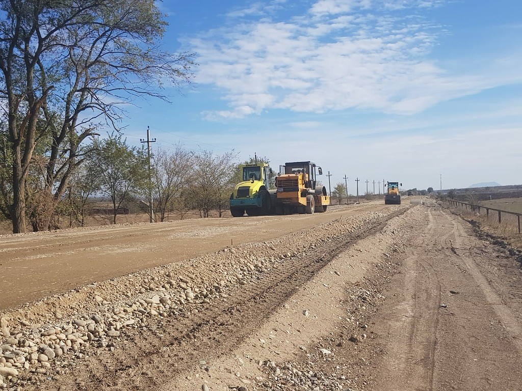 На Ставрополье в двух хуторах построят новую дорогу На Ставрополье в двух хуторах построят новую дорогу