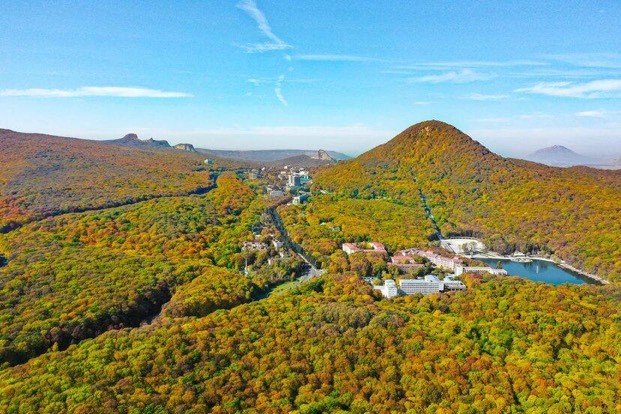 Лермонтовский сквер в Железноводске отремонтируют в 2021 году за счет курортного сбора Лермонтовский сквер в Железноводске отремонтируют в 2021 году за счет курортного сбора