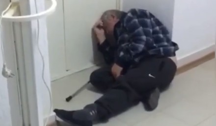 Ситуацию с лежащим на полу в больнице пациентом прокомментировал глава Ставрополья Ситуацию с лежащим на полу в больнице пациентом прокомментировал глава Ставрополья