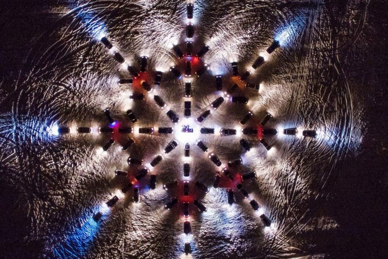 Новогоднюю автоснежинку построят 19 декабря в Ессентуках Новогоднюю автоснежинку построят 19 декабря в Ессентуках