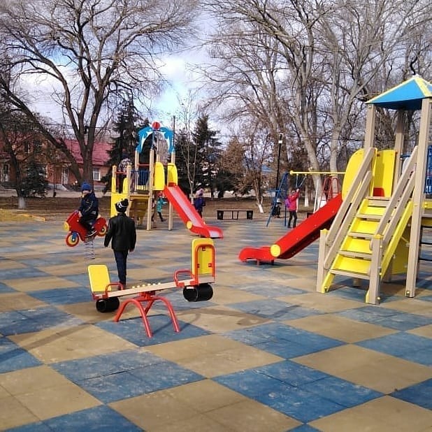 В Грачёвском округе Ставрополья обновили детскую площадку В Грачёвском округе Ставрополья обновили детскую площадку