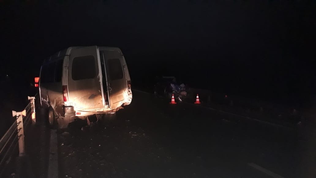 На Ставрополье в ДТП с маршруткой пострадали три человека На Ставрополье в ДТП с маршруткой пострадали три человека