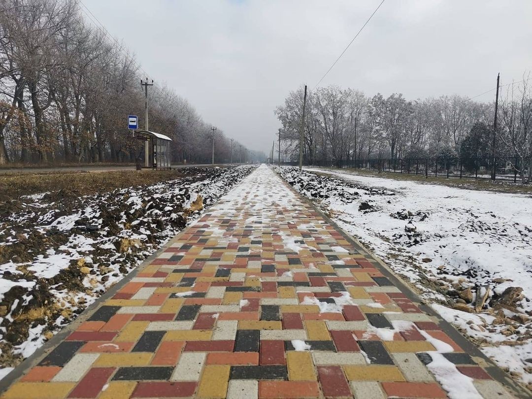 В Ставрополе построили новую остановку и тротуар по просьбам горожан В Ставрополе построили новую остановку и тротуар по просьбам горожан