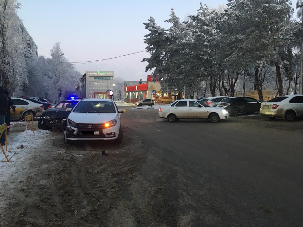 В ДТП на Ставрополье пострадал новорожденный ребёнок В ДТП на Ставрополье пострадал новорожденный ребёнок