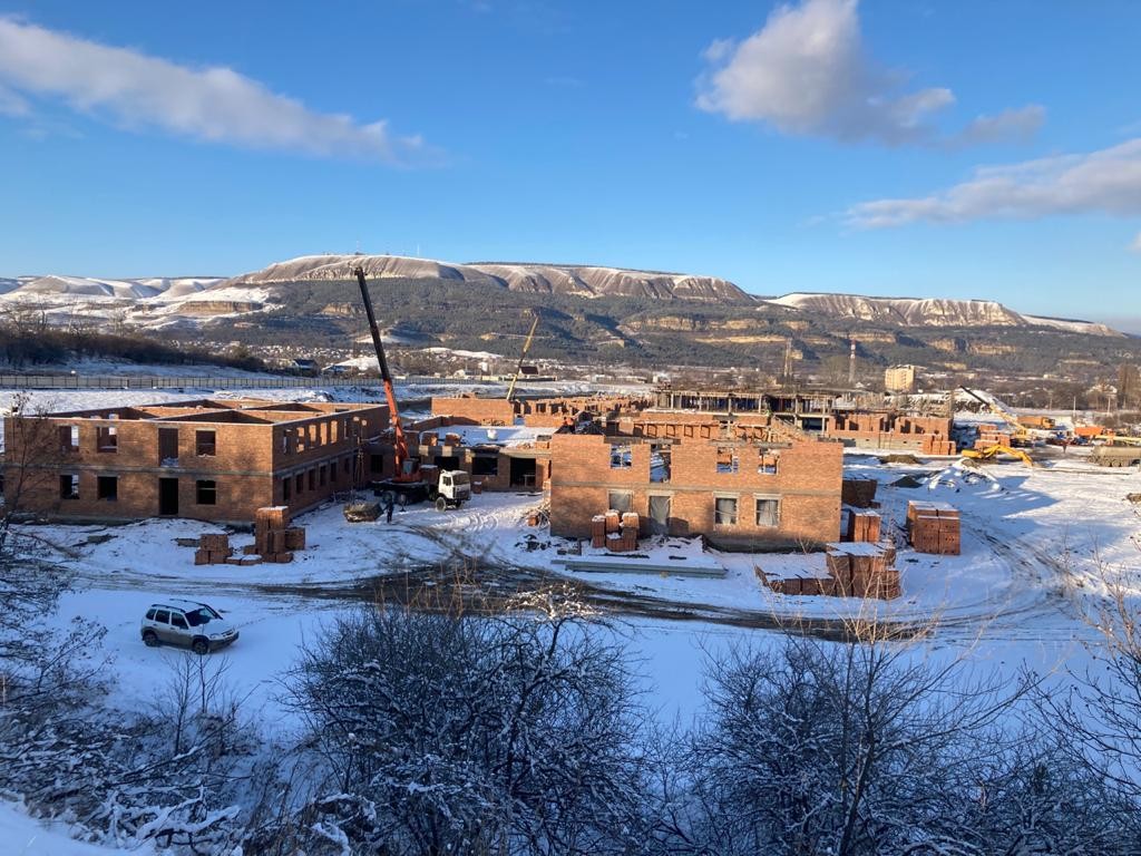 Восемь новых школ построят на Ставрополье