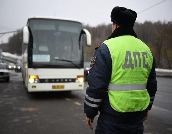 Госавтоинспекция Ставрополья дежурит на дорогах из-за сильного снегопада