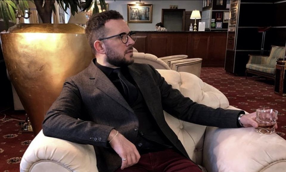 Жители России назвали примеры «настоящих мужчин» Жители России назвали примеры «настоящих мужчин»