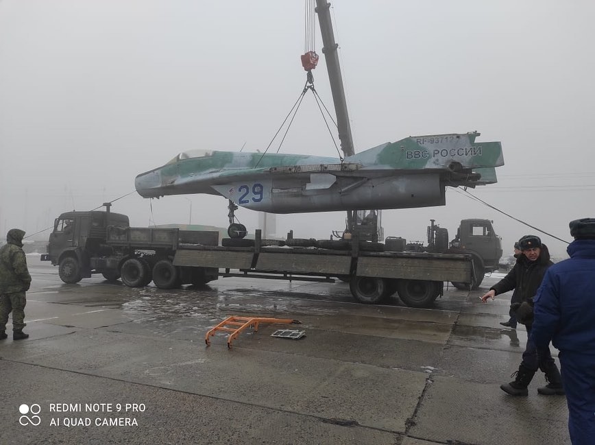 Жители Невинномысска выберут место для нового памятника МИГ-29 Жители Невинномысска выберут место для нового памятника МИГ-29