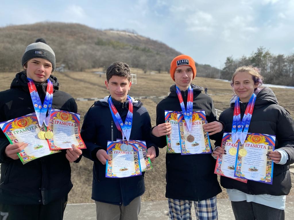 Ставропольские велоспортсмены собрали букет из 11 медалей на краевых соревнованиях