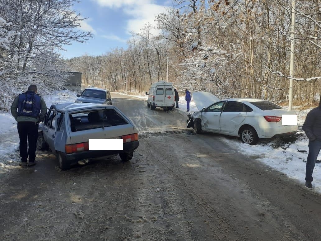 В Кисловодске водитель-бесправник спровоцировал ДТП В Кисловодске водитель-бесправник спровоцировал ДТП