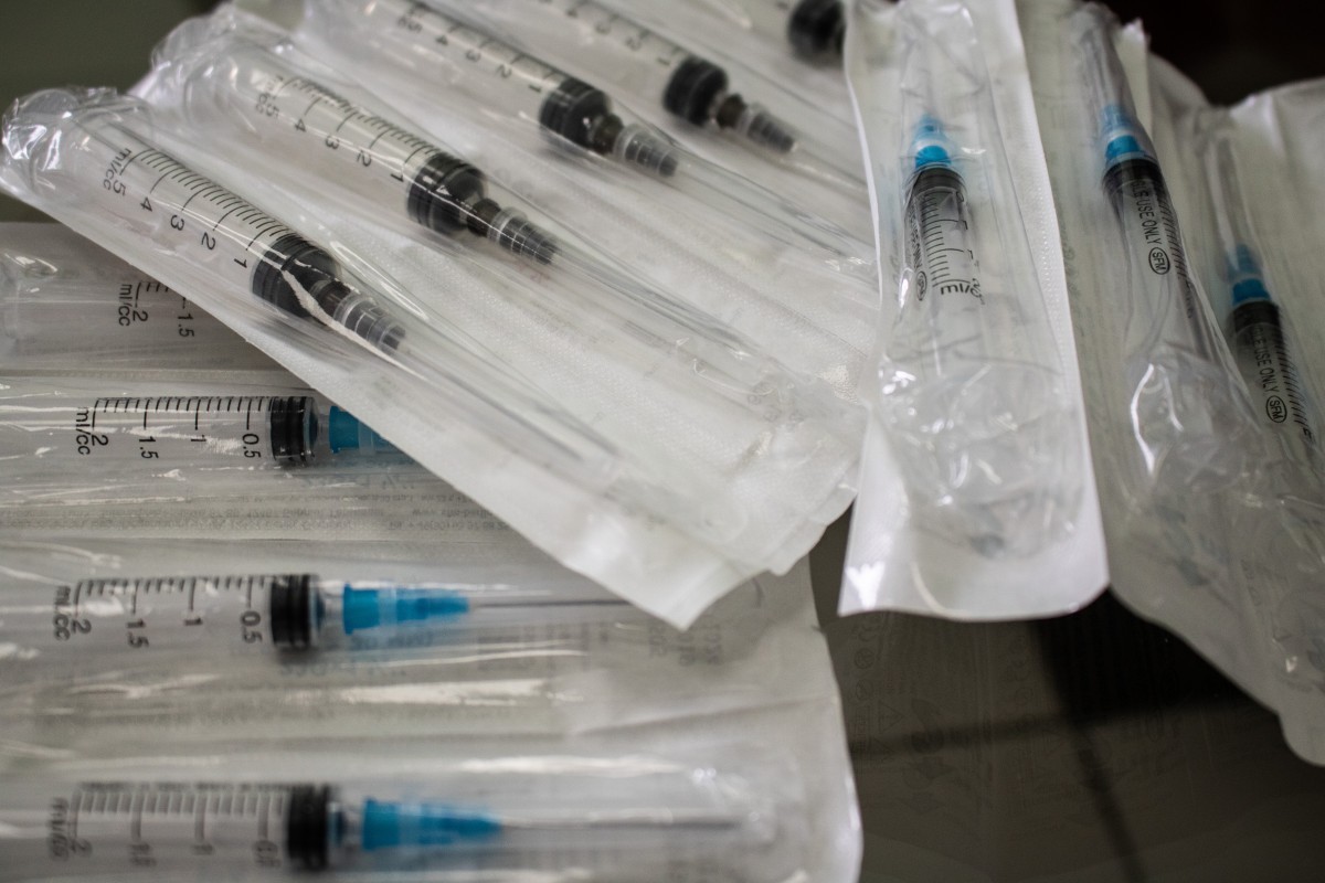 Почти 67 тысяч человек получили второй компонент вакцины от коронавируса на Ставрополье