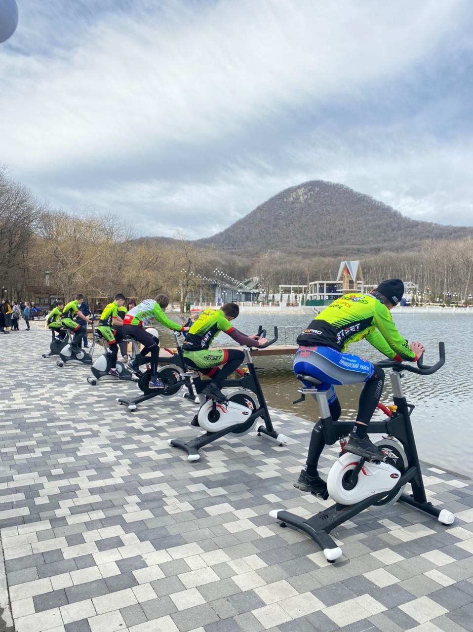 Железноводск рекордно проехал по дорогам России 15 тыс. км на велотренажерах