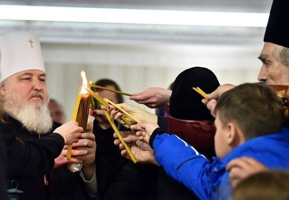 В канун Пасхи частица Благодатного огня прибудет на Ставрополье из Иерусалима