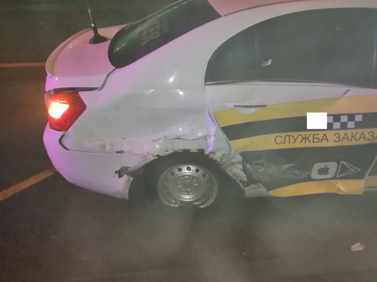 В ДТП на проспекте Кулакова в Ставрополе пострадал пассажир такси
