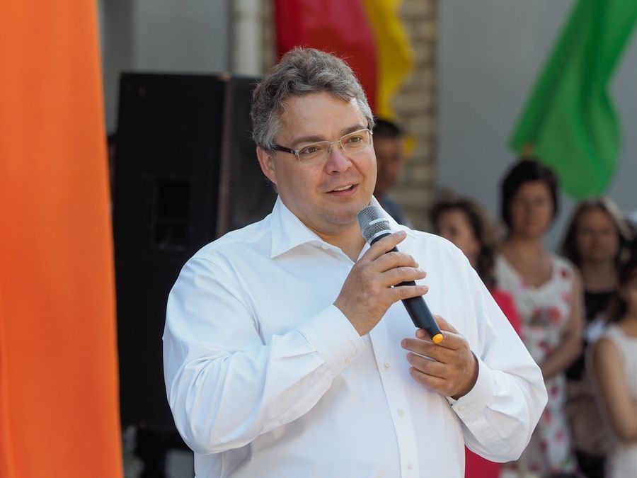 Губернатор Владимиров поздравил жителей Ставрополья с праздником Первомая Губернатор Владимиров поздравил жителей Ставрополья с праздником Первомая