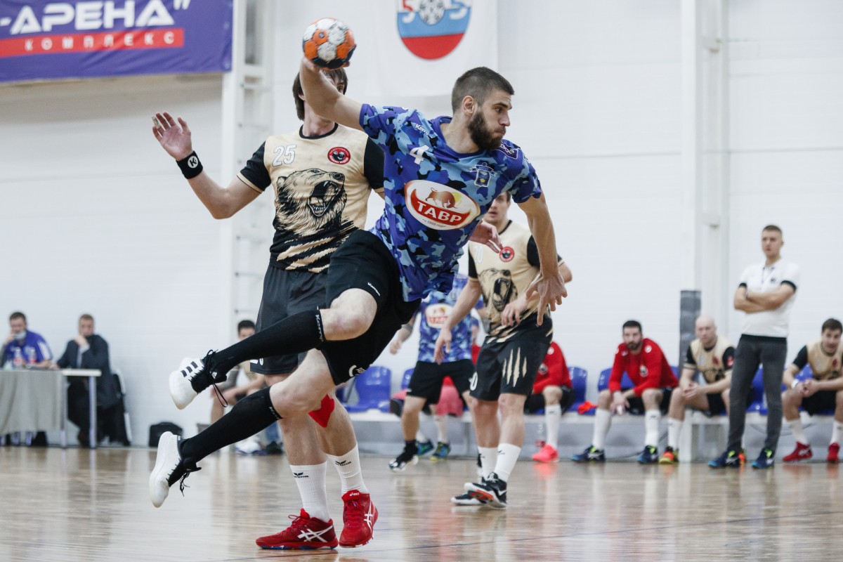 Гандболисты «Виктора» в Ставрополе одолели «Пермских медведей» Гандболисты «Виктора» в Ставрополе одолели «Пермских медведей»