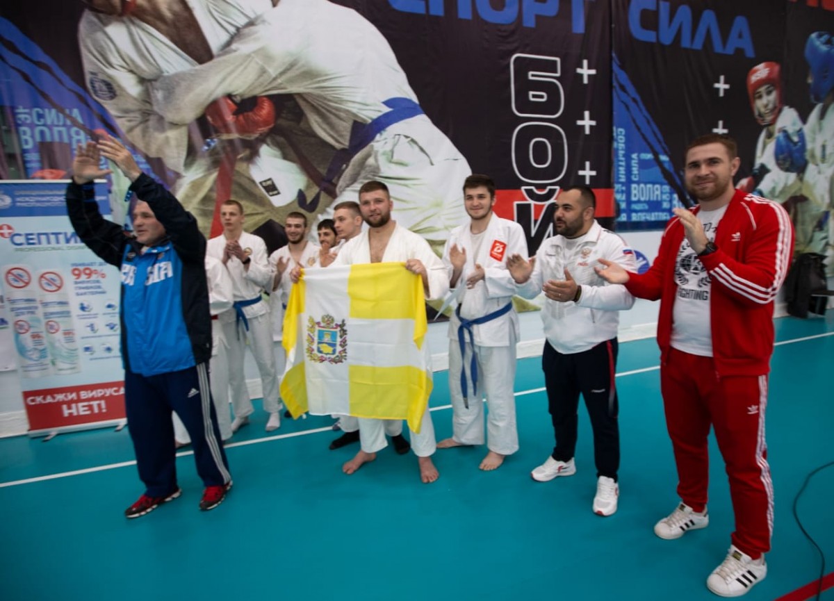 Восемь медалей завоевала сборная Ставрополья на Кубке России по рукопашному бою