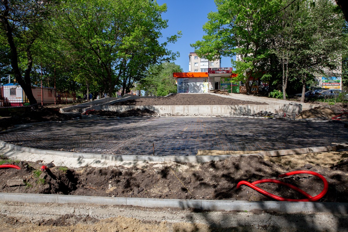 В Ставрополе новый сквер напротив перинатального центра появится 1 июля В Ставрополе новый сквер напротив перинатального центра появится 1 июля