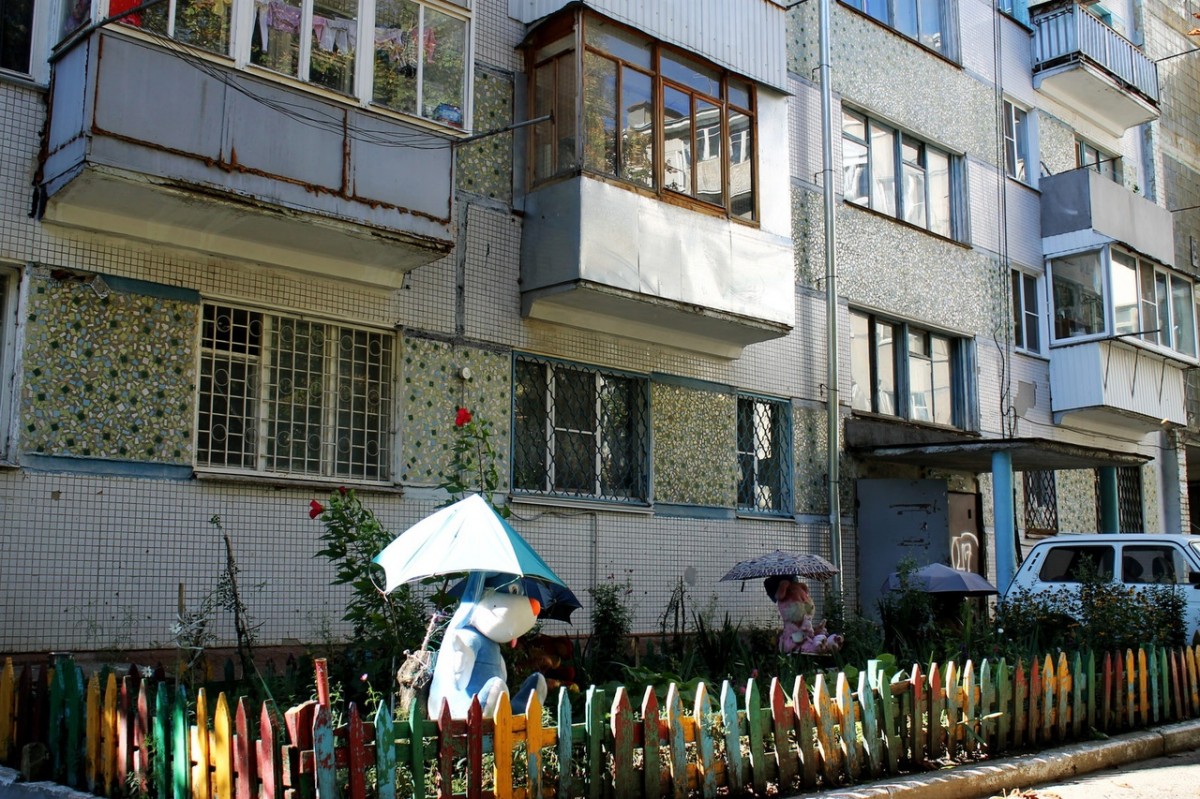 Жители Ставрополя редко проводят собрания и субботники с соседями Жители Ставрополя редко проводят собрания и субботники с соседями