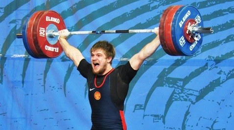 Ставропольские силачи завоевали две золотые медали на чемпионате России по тяжелой атлетике