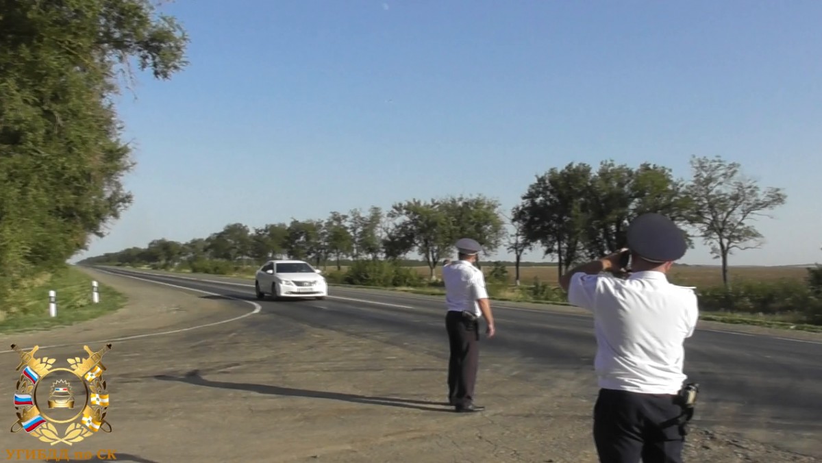 На аварийных участках дорог Ставрополья до 24 июня проходит операция «Скорость» На аварийных участках дорог Ставрополья до 24 июня проходит операция «Скорость»