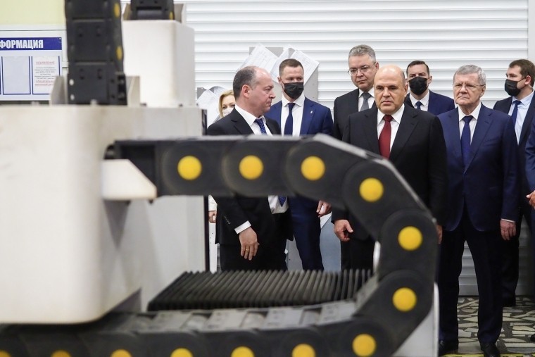 Премьер-министр Мишустин посетил завод «Профитэкс» в Пятигорске