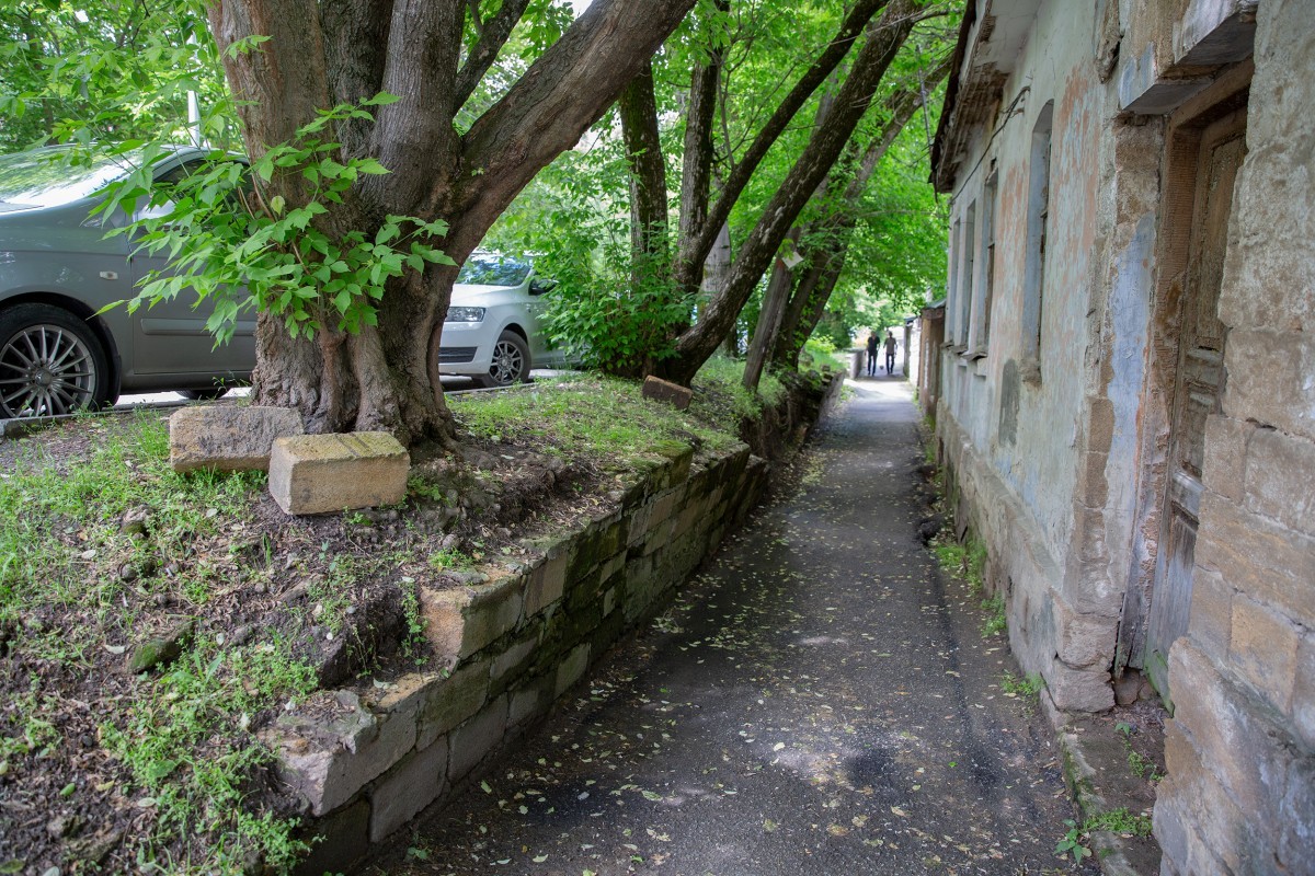 В Ставрополе на ул. К. Хетагурова перекроют дорогу из-за ремонта подпорной стены