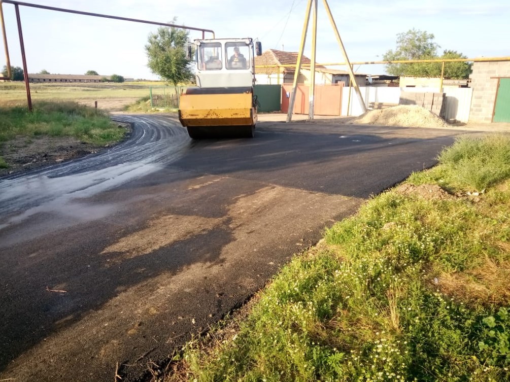 В Петровском округе Ставрополье отремонтировали дороги в двух населенных пунктах