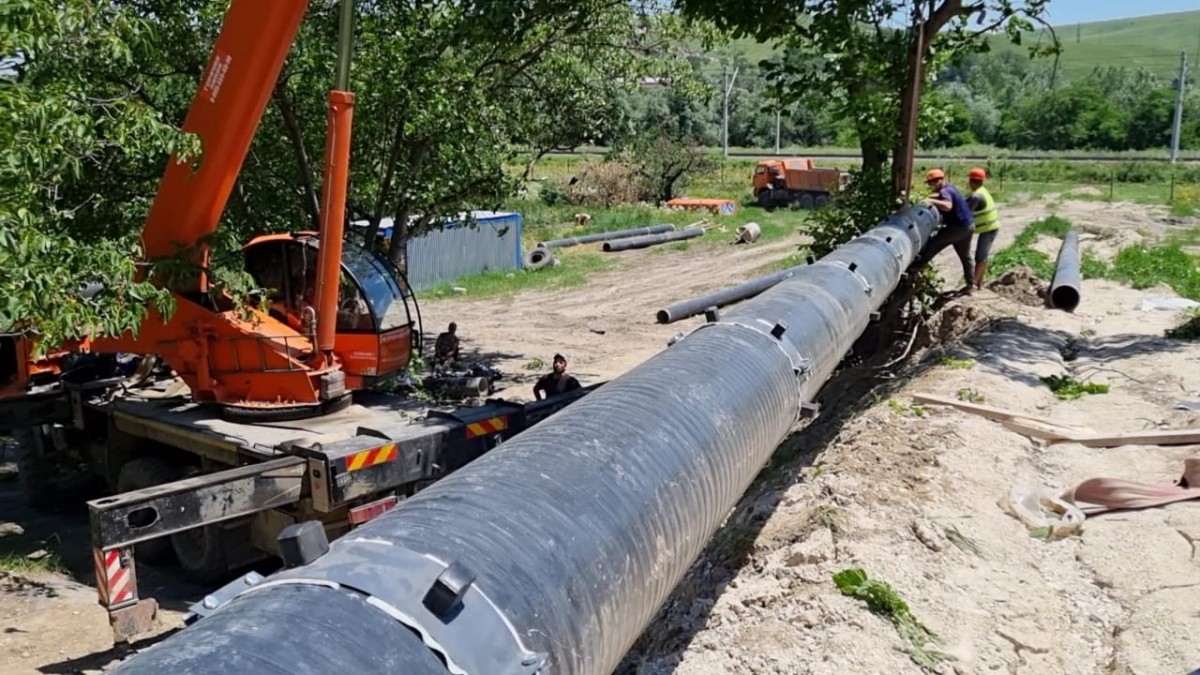 Глава Предгорья проинспектировал строительство водовода в станице Ессентукской