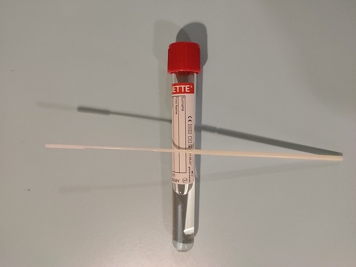 Михаил Мишустин поручил проверить рост цен на ПЦР-тесты