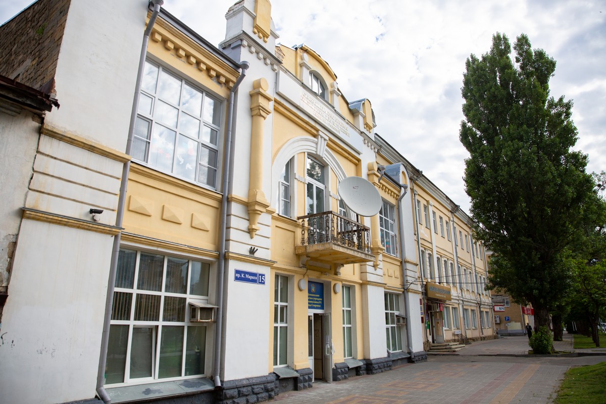 В Ставрополе отреставрируют старинный вестибюль спортшколы