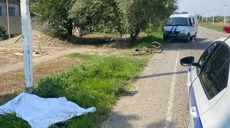 Большегруз сбил велосипедиста на Ставрополье Большегруз сбил велосипедиста на Ставрополье
