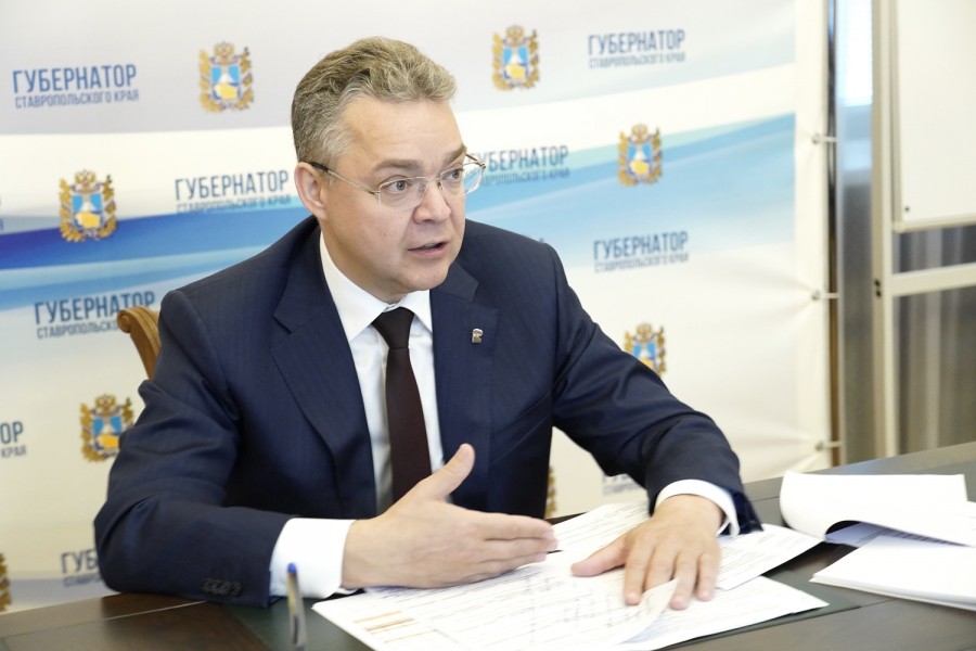 Губернатор поручил конкретизировать сроки отработки обращений ставропольцев на прямую линию президента Губернатор поручил конкретизировать сроки отработки обращений ставропольцев на прямую линию президента