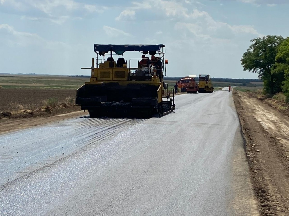 На Ставрополье отремонтируют 5,5 км дороги Зеленокумск-Никольское-Степное