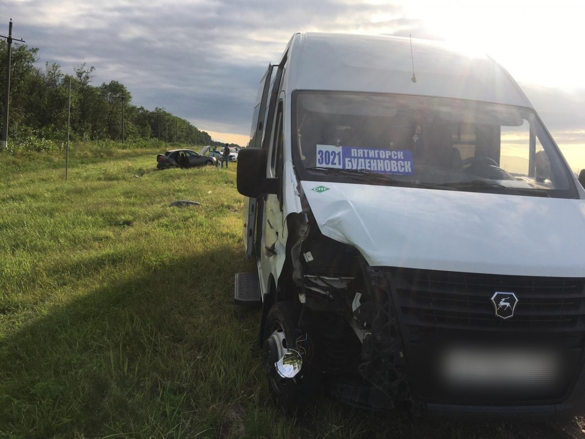 10-летняя девочка пострадала в аварии с маршруткой на Ставрополье