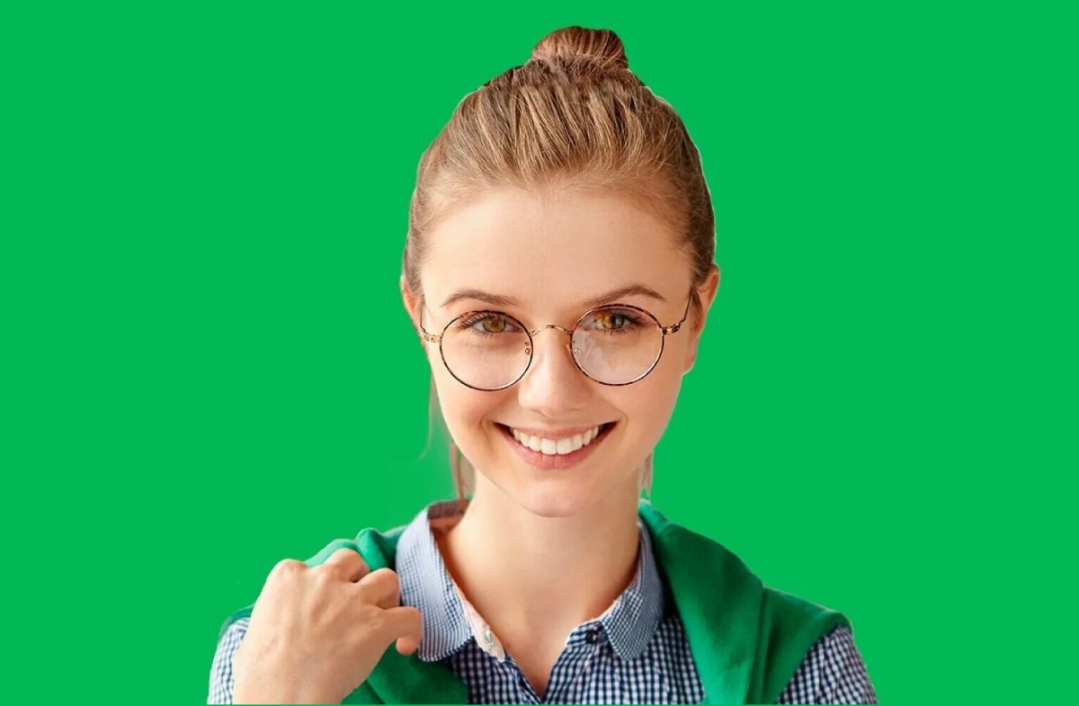 МегаФон запустил голосового ассистента «Еву» МегаФон запустил голосового ассистента «Еву»