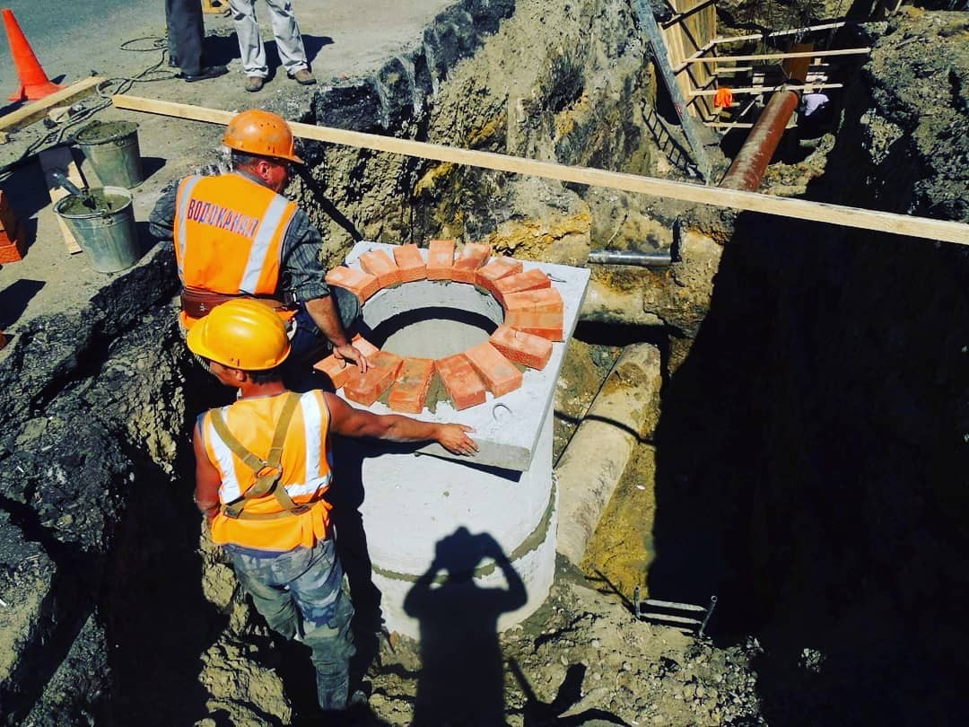 Трубопровод в центре Ставрополя отремонтируют после 6 поломок