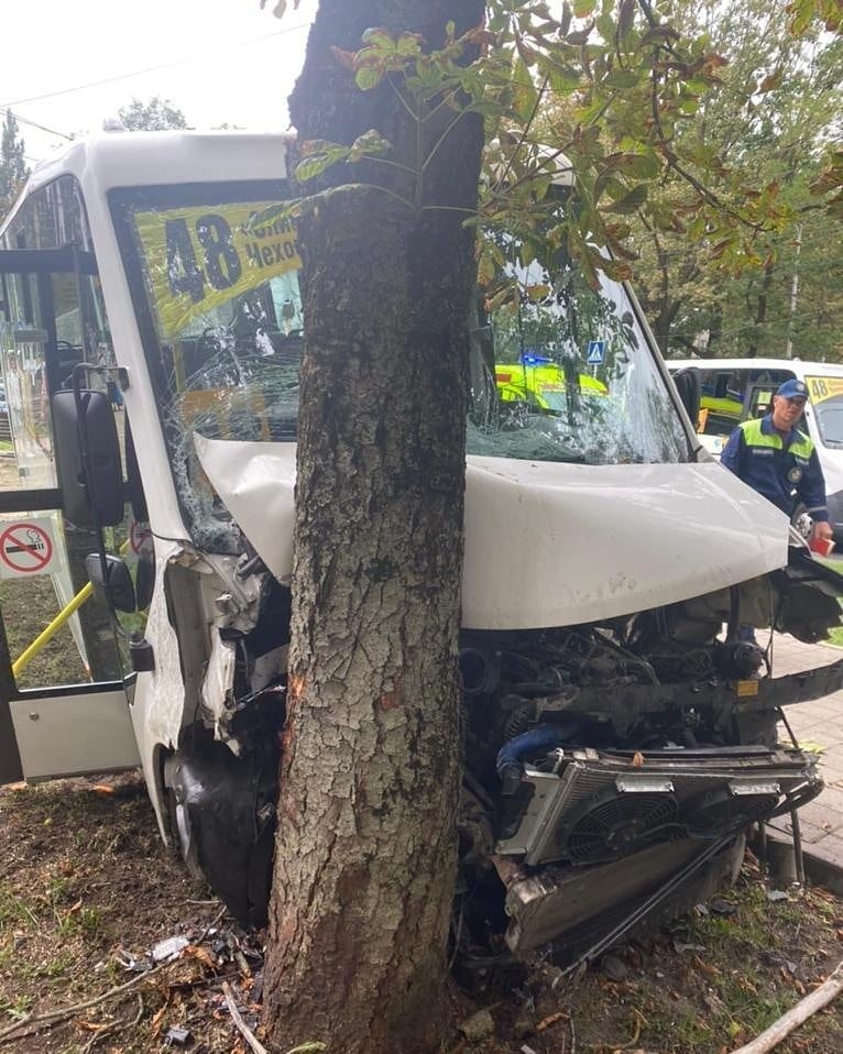 Прокуратура и следком проверят обстоятельства ДТП с маршруткой в Ставрополе Прокуратура и следком проверят обстоятельства ДТП с маршруткой в Ставрополе